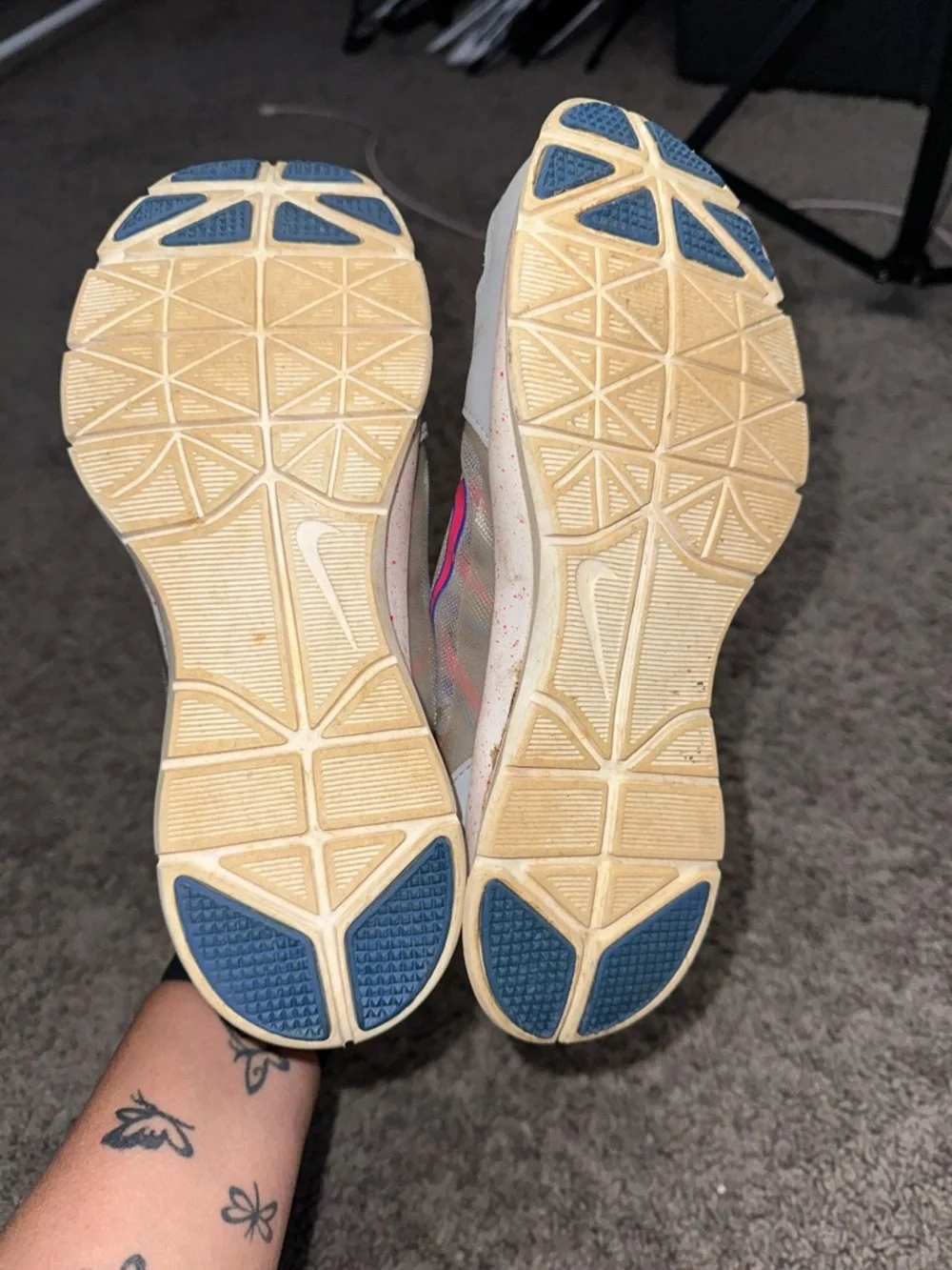 Nike Gray and Pink Women's Athletic Sneakers - Picture 4 of 6